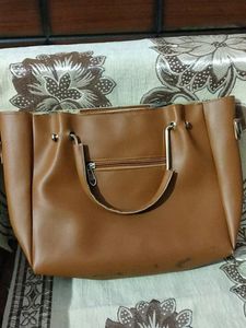 Women Handbags In Good Condition