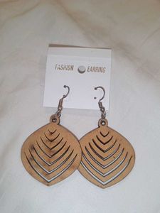 Set Of 5 Earrings - Dangler &amp; Stud!