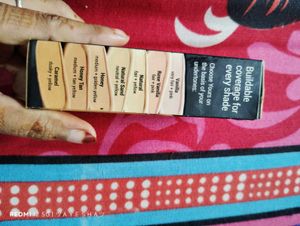 Blue Heaven Hyper Matte Foundation