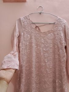 Rose Design Kurta Set With Dupatta