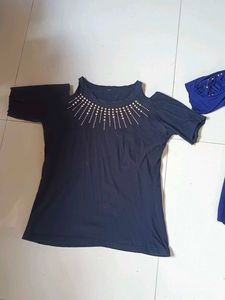 2 Stylish Women&#39;s Tops