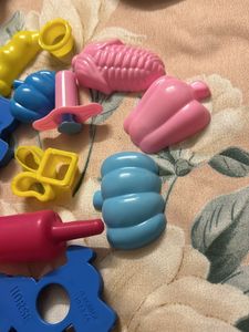 Clay Moulds And Its Box