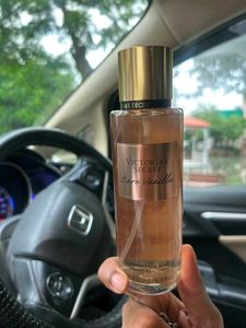 Victoria&#39;s Secret Bare Vanilla Fragrance Mist
