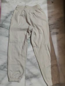 BAGGY JOGGERS