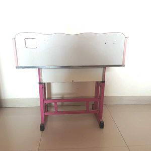 Kids Study Table
