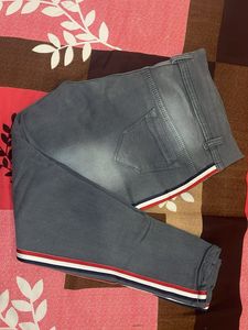 Denim Faded Grey Ankle Jeans