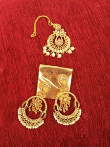 Ethnic Earrings &amp; Tikka Set