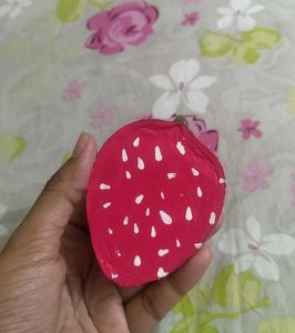 Strawberry Mirror 🪞 🍓