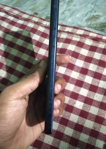 Moto E13 – Good Condition, Budget Friendly Mobile