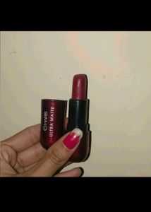 Makeup READ DISCRIPTION CLEARLY