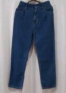 Women's Straight Fit High-Rise Jeans