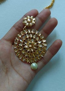 Gold Tone Jewelry Set