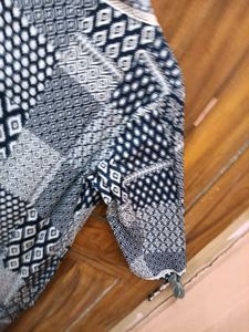 Brand New Prisca Navy Blue &amp; White Printed Top