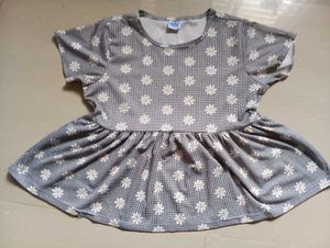 Daisy Print Ruffle Top