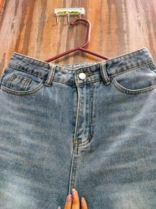 Damage Jeans