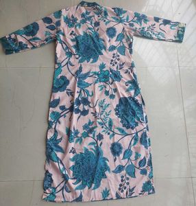 Ahalyaa Floral Kurta Set