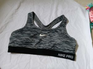Nike Pro Sports Bra