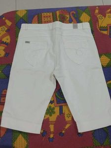 White Capri Pants