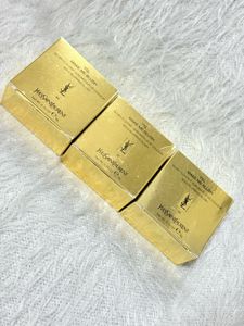 YSL Bold Blurring Powder Blush