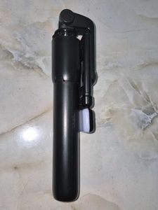Black Selfie Stick