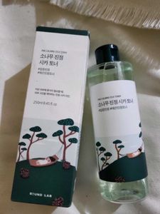 Round Lab Pine Calming Cica Toner Large  250ml