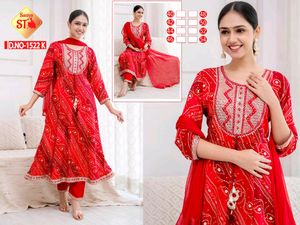 Beautiful Suit Set For Women