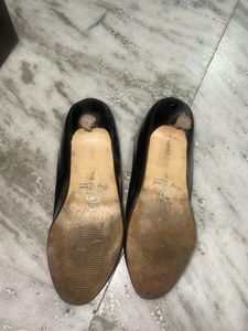 2 Inch Black Pumps