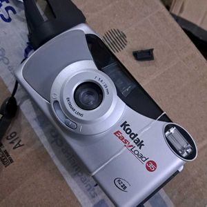 Kodak KZ25 (non Working, Back Cover Broken)