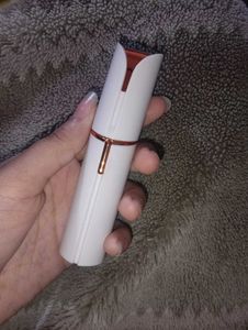 Face And Eyebrows Trimmer