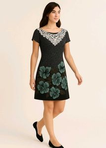Gorgeous Floral Lace Dress🤍