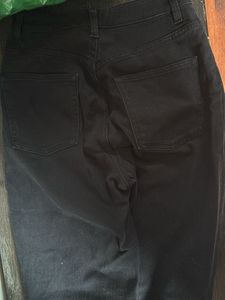 Black High-Waisted mom Jeans