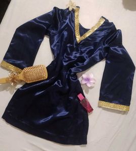 Handmade short kurti blue💙🌺