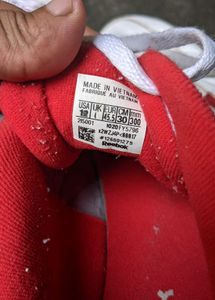 Vintage Reebok Sneakers - White &amp; Red