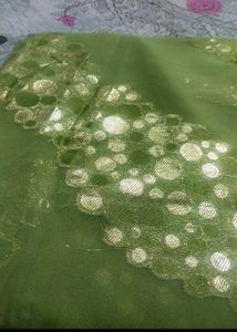 Saree Without Blouce