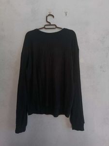 black pullover/sweater for women