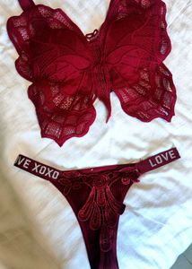 LOVE XOXO Thong