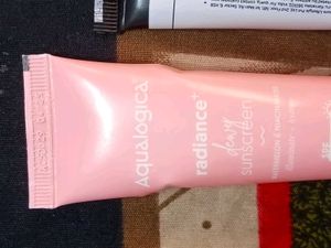 Sunscreen Bundle Aqualogica &amp; Deconstruct