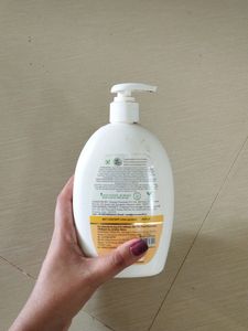 Mamaearth Honey Malai Body Lotion