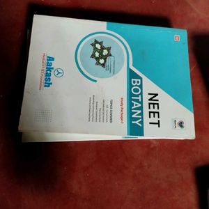 Aakash  NEET 2025 Full Set | PCB + Solution