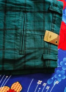 Formal Checkers Trousers For Office Wear - Men