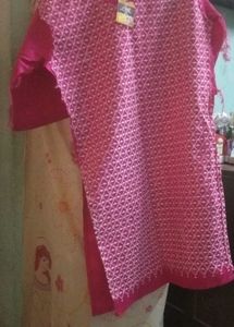 Embroidered Magenta Kurta