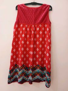 Sleeveless Short Kurta