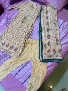 Peach Floral Print Kurta Set