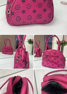 Handbag   Sling bag