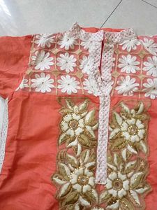Beautiful Embroidered Kurti