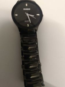Rado Quartz Watch - Elegant Black