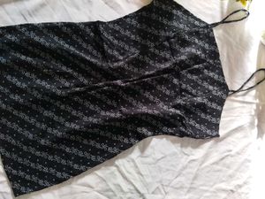 fency sleevlesss kurti short