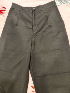 Chic Black Wide-Leg Trousers for Women