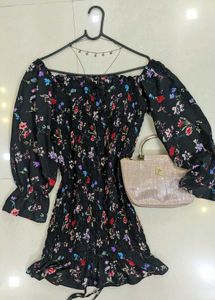 Black floral bodycon dress