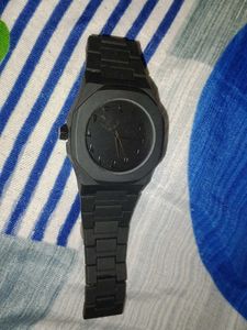 Sleek Black Wristwatch